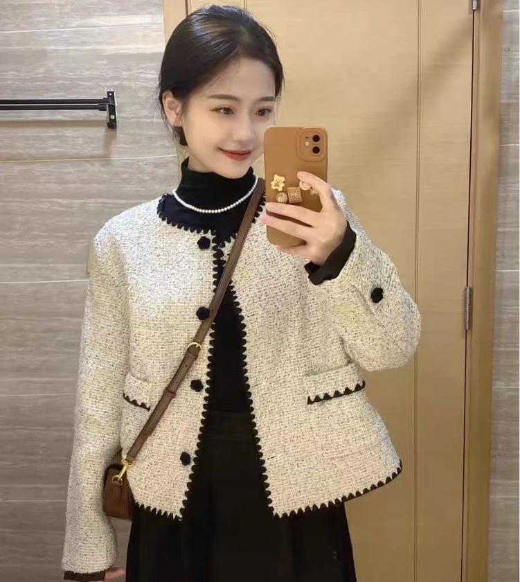 Autumn and winter large size high-end temperament small fragrance jacket niche celebrity versatile top M-4XL 200 pounds