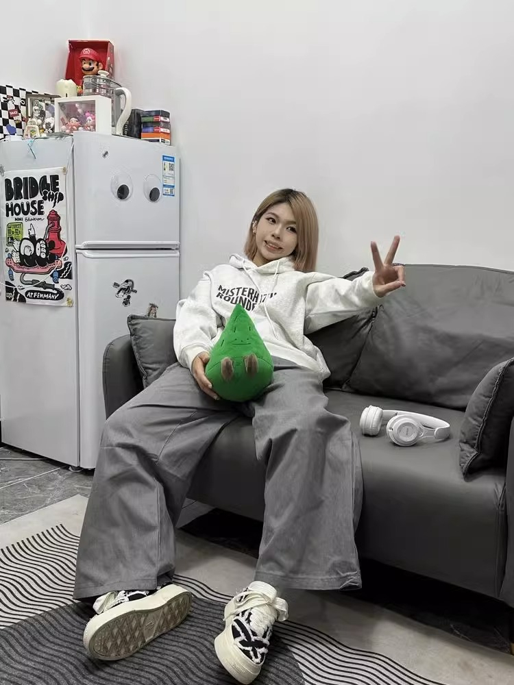 防棉華棉複合牛奶絲300克/銀狐絨400克連帽衛衣女