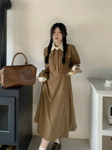Real shot of autumn and winter 2023 new dress women's long skirt French autumn and winter small fragrance Hepburn fake two-piece set