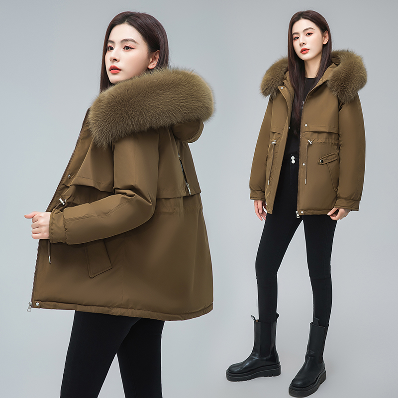 Actual shot of 2023 new thickened cotton-padded jacket for women to overcome the winter Korean version of women's mid-length large fur collar down-padded jacket