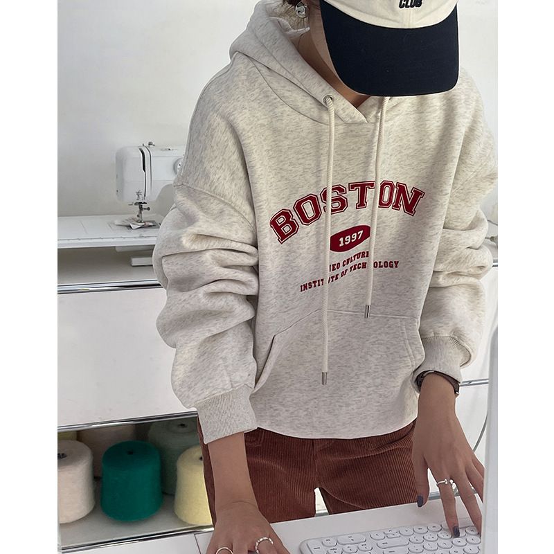 Women's autumn and winter loose and lazy top with velvet and thickened letter print hooded sweatshirt