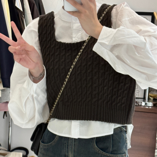 White shirt women's 2023 new early and early autumn small man wear shirt vest two-piece suit long-sleeved top