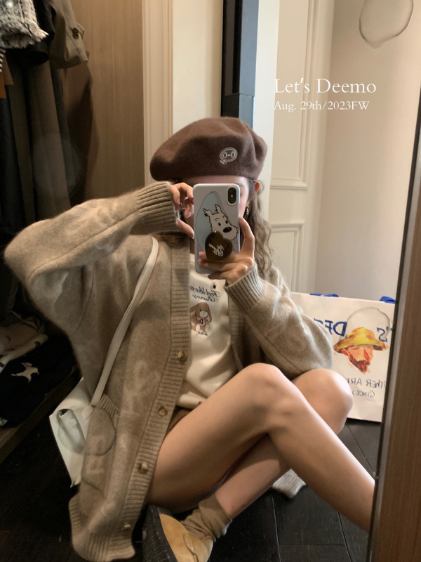 DEEMO高端系列研發了大半年！JIN口浣熊毛愛心提花毛衣外套！