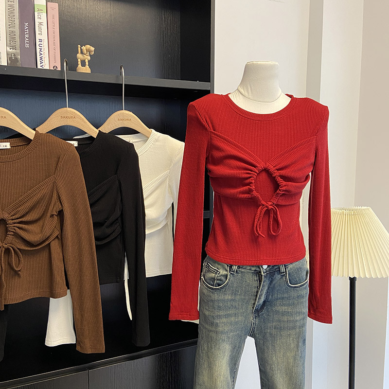 Designed fake two-piece niche hot girl round neck long-sleeved sweater for women 2023 autumn and winter Korean style versatile red top