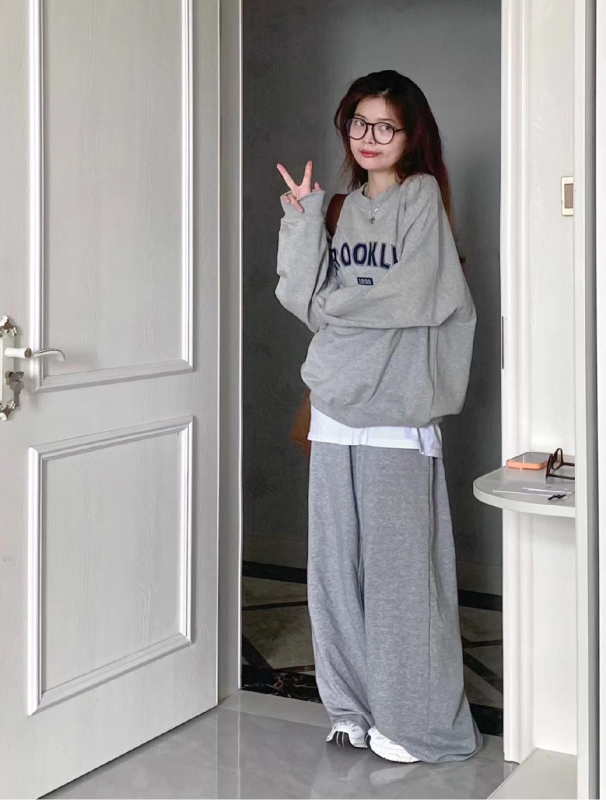 防棉華棉複合牛奶絲300克/銀狐絨400克圓領衛衣女