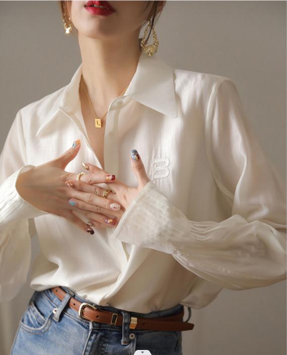 白色女士襯衫女設計感小眾2023新款洋氣百褶襯衣時尚氣質長袖上衣