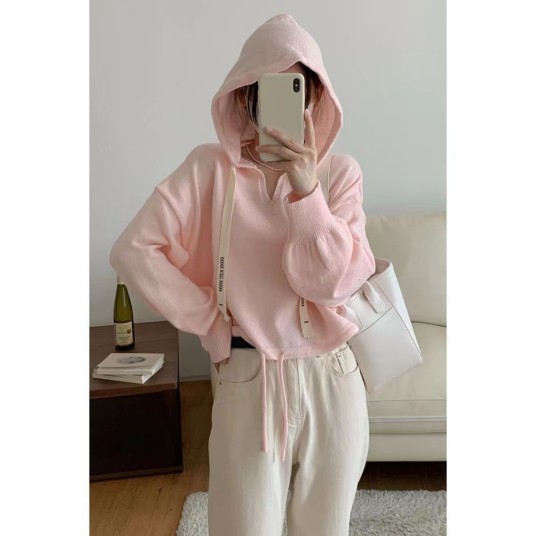 Hooded pullover sweater for women, loose, lazy style, autumn and winter new Korean style short sweet student long-sleeved knitted top