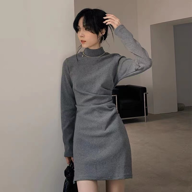 2023年新款別致甜辣風打底內搭配大衣高級感連衣裙子女秋冬季
