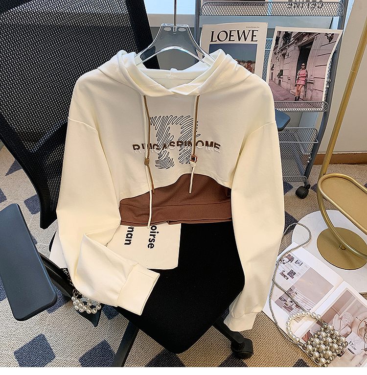 95 cotton hooded short sweatshirt women's autumn 2023 new spring and autumn age-reducing long-sleeved tops two pieces