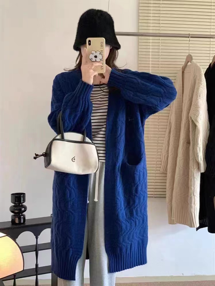 Korean lazy style retro thickened knitted cardigan women's high-end temperament long outer twist sweater jacket