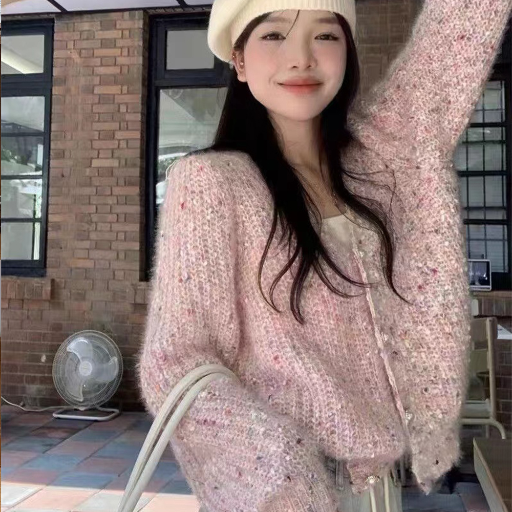 High-end pink thickened sweater cardigan coat for women winter 2023 new v-neck knitted loose short top
