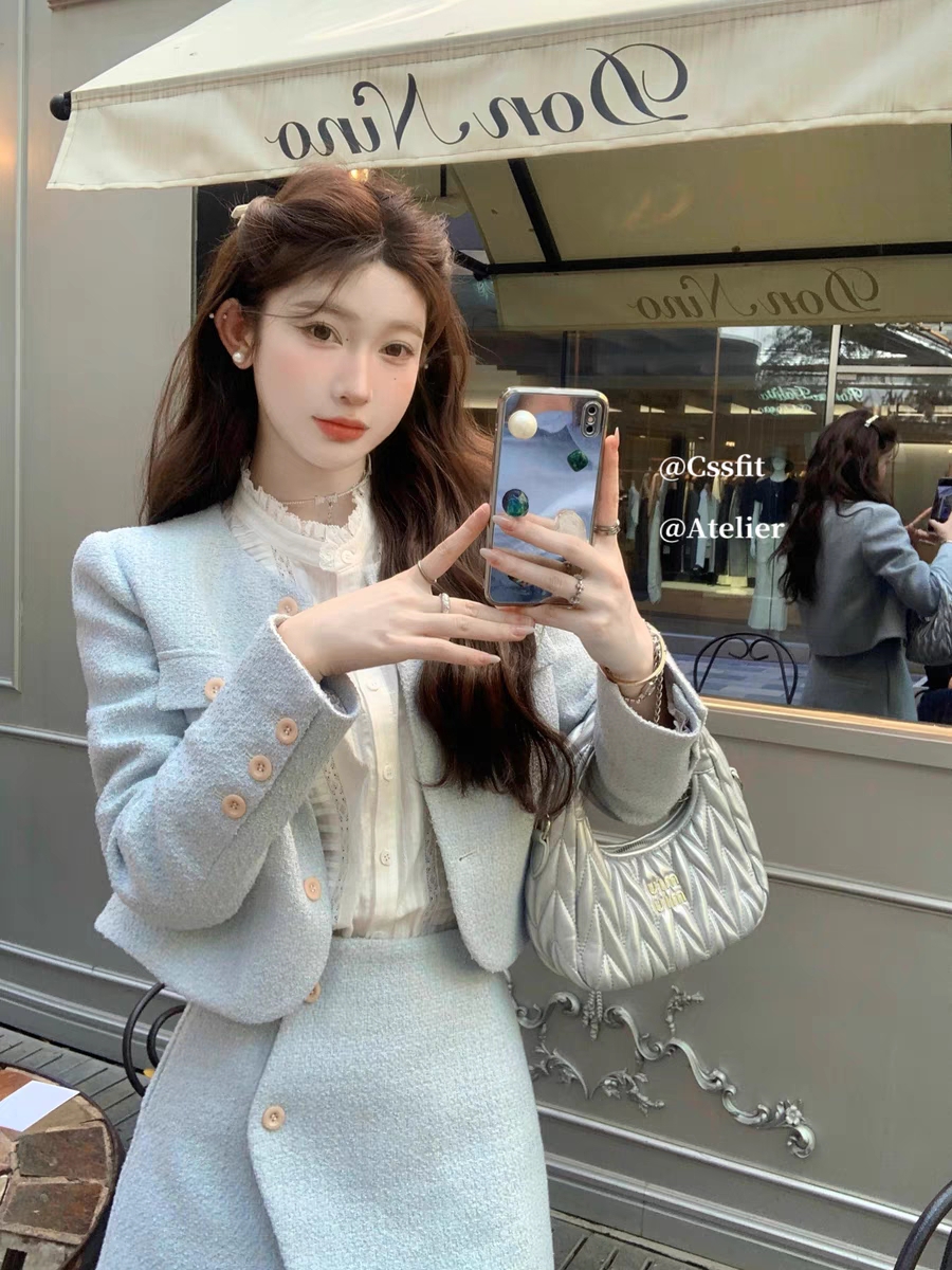 Chi Umbrella 23/fw Rabbit Brand Milk Candy Miss Escape Milk Flavor Blue Sweet Girl Small Fragrance Style Suit for Women Autumn