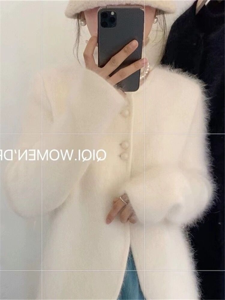 Korean white raccoon furry sweater coat for women in autumn and winter, loose and warm, gentle wind, soft and waxy cardigan top