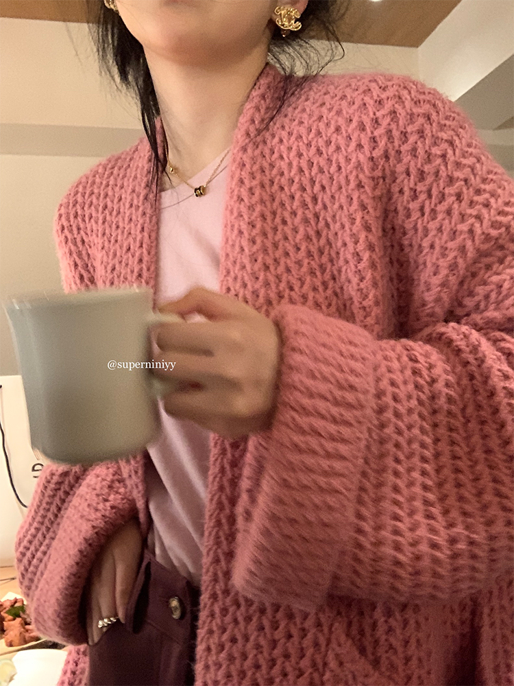 溫柔風軟糯粉色加厚毛衣外套女秋冬季穿搭寬鬆慵懶風長款針織開衫