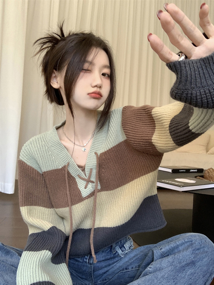 Striped contrast color lace-up knitted sweater for women autumn and winter 2023 new design V-neck loose short long-sleeved top