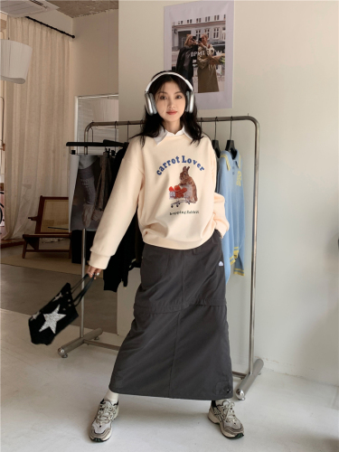Actual shot of loose and lazy Korean rabbit print round neck long-sleeved sweatshirt for women autumn casual versatile top