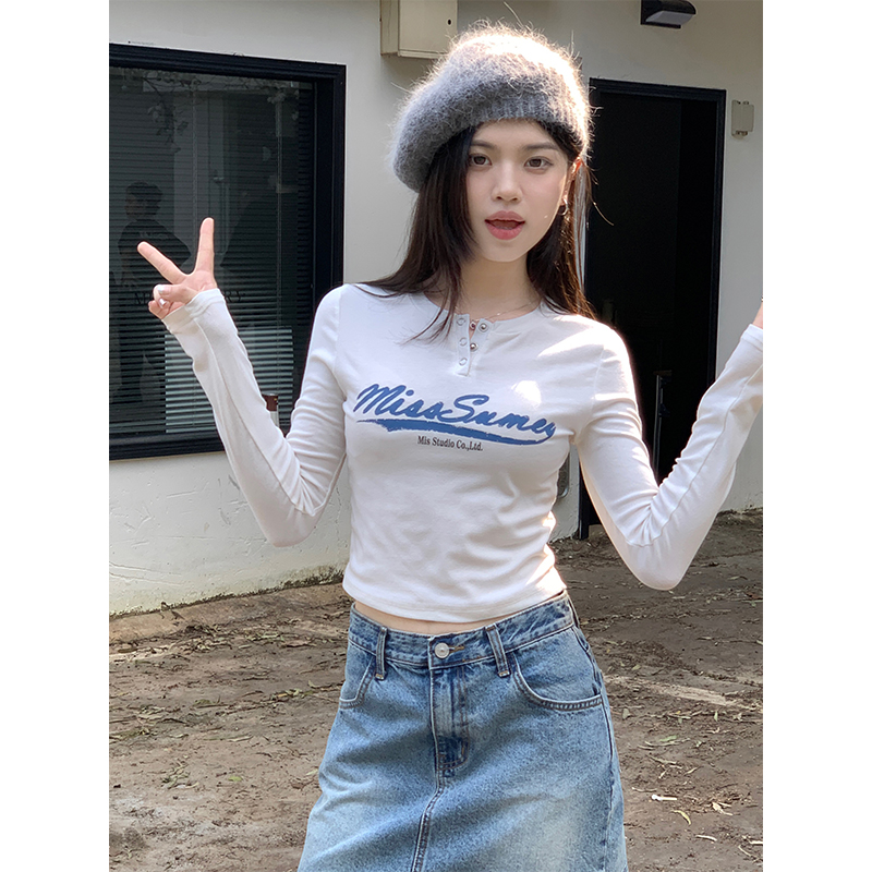 實拍美式復古辣妹正肩T恤女長袖秋季新款內搭露臍甜辣上衣打底衫