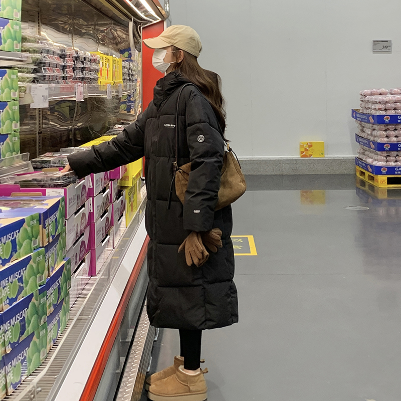 Real shot of cotton-padded jacket for women, Korean version, medium-length, large size, Hong Kong-style bread coat, loose student long waist-cinching down jacket