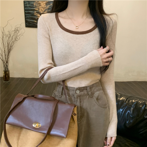 Actual shot of autumn new square-neck long-sleeved bottoming shirt with knitted sweater top for women