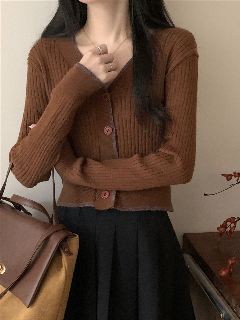 實拍  秋季新款設計感撞邊v領針織開衫毛衣外套女