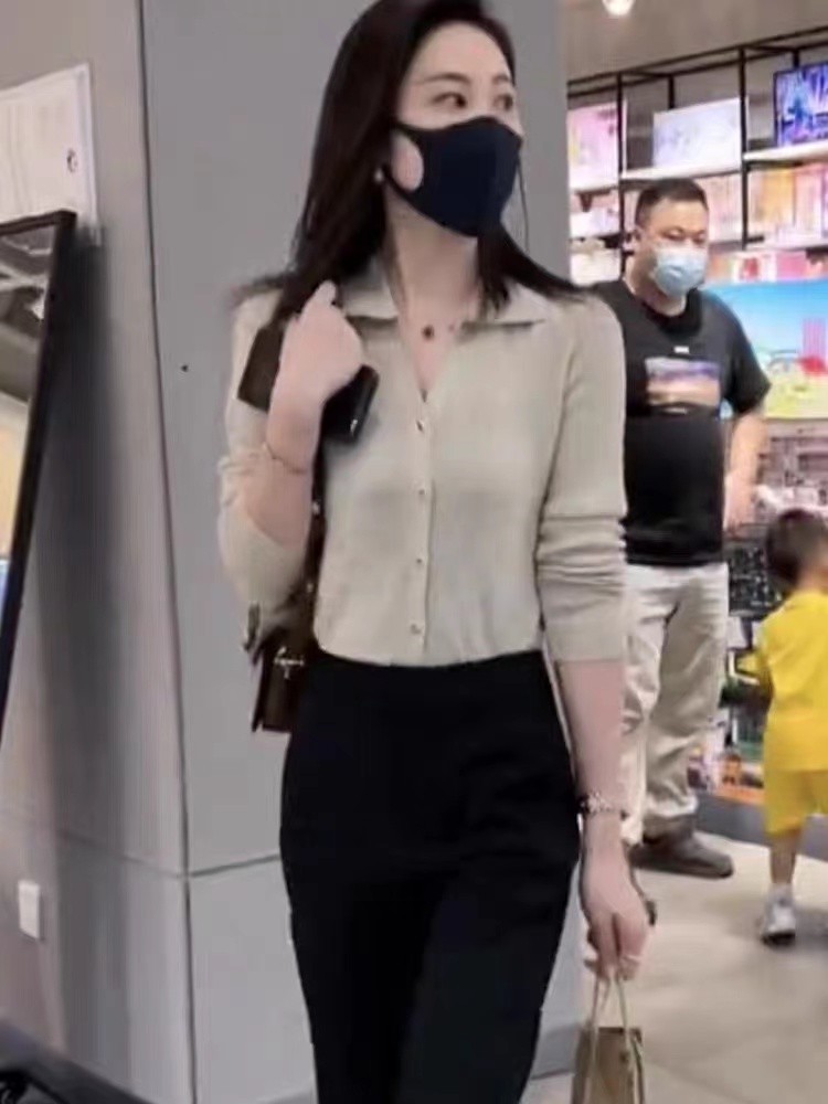 2023秋新款法式polo領毛衣紐扣高級設計感別致針織開衫打底上衣
