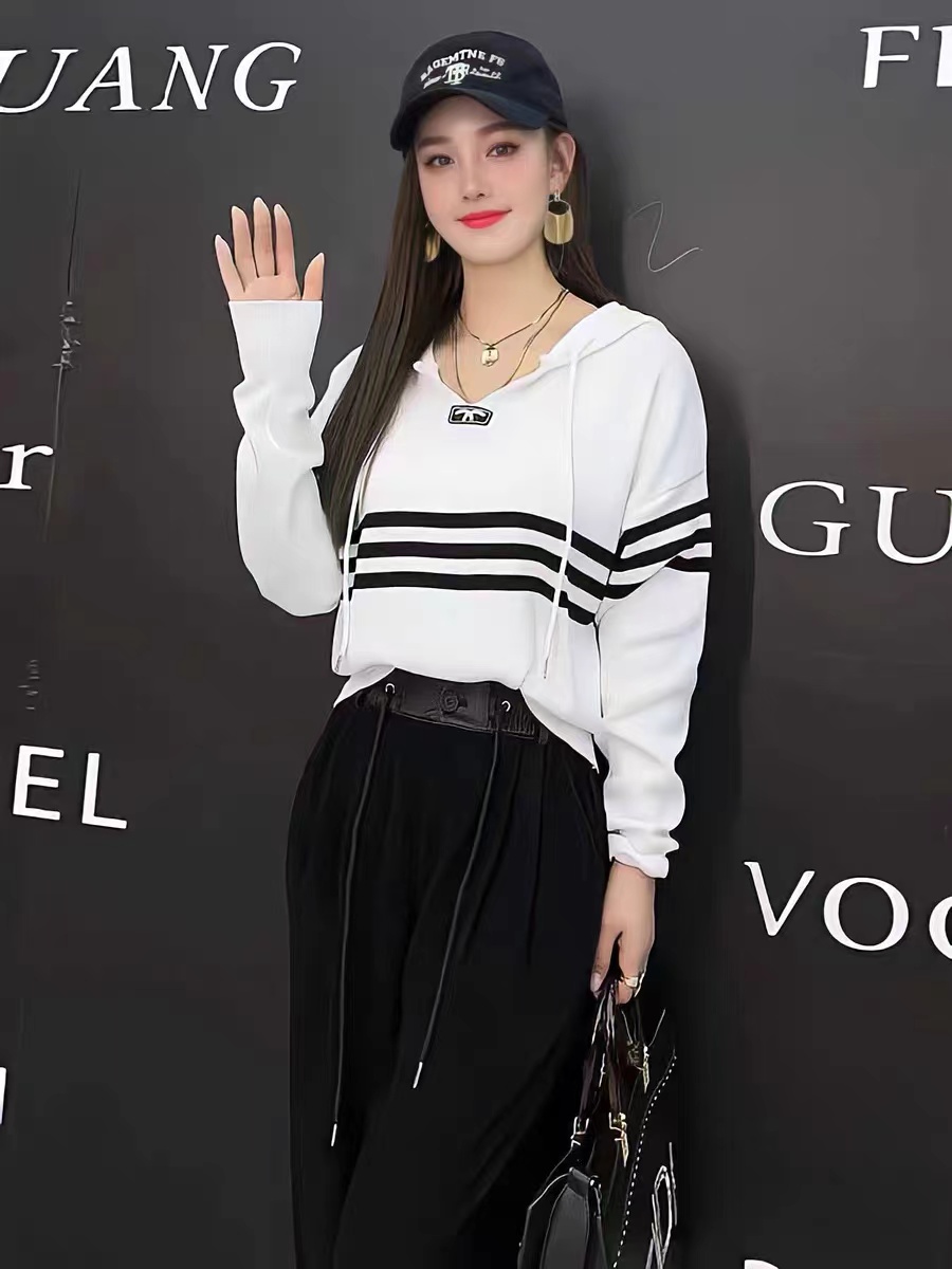 歐貨2023早秋女時尚設計感小香風連帽寬鬆長袖百搭套頭上衣針織衫