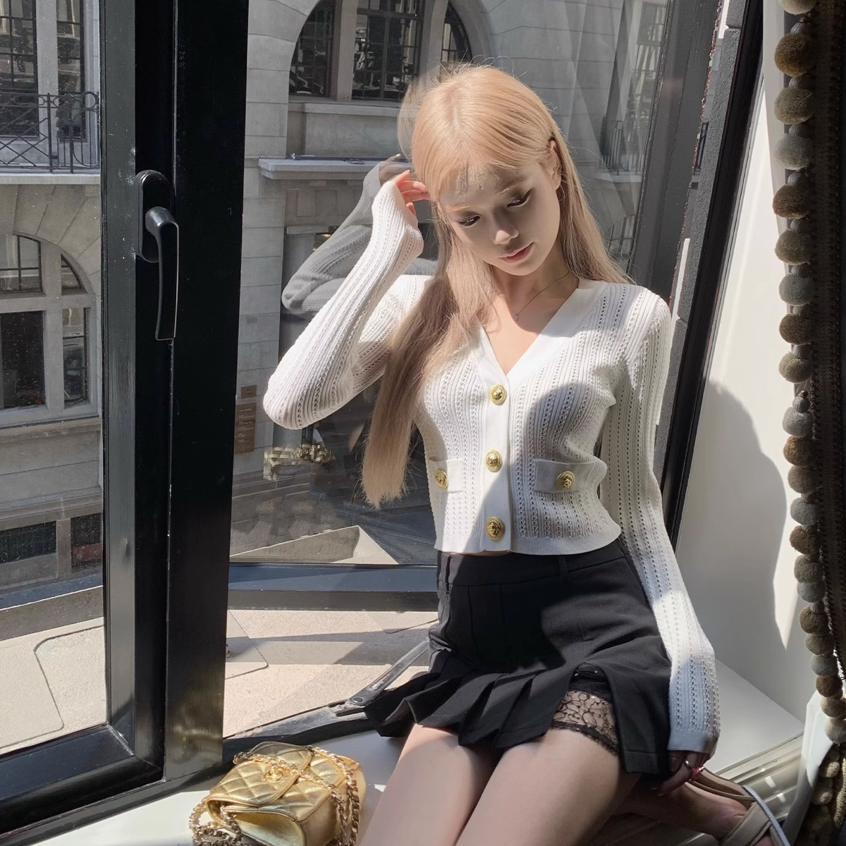 2023 New Hollow Frosted Gold Buckle Knitted Cardigan Women's Thin Basic Versatile Sunscreen Top