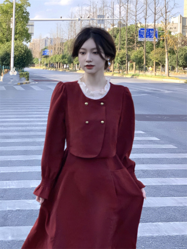 Fake two-piece long-sleeved dress, feminine, popular French round neck corduroy skirt, real shot