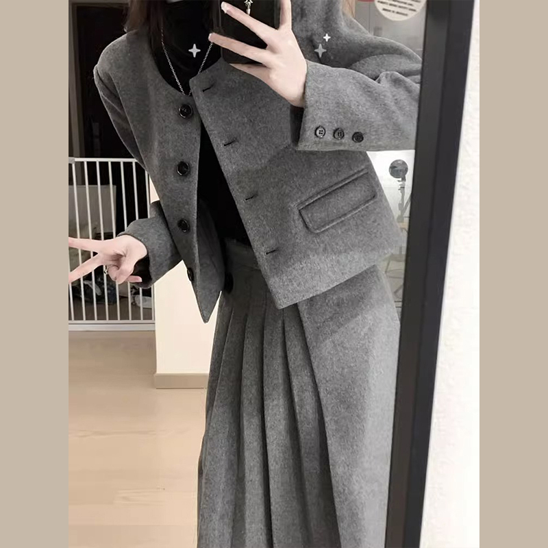 初秋裝搭配一整套小個子高級感小香風韓劇穿搭兩件套裝裙女秋冬季