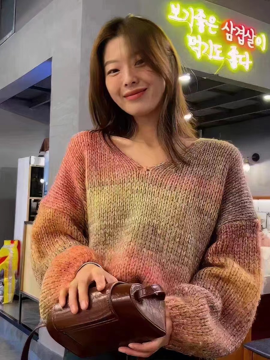 韓國新款 慵懶風漸變撞色針織毛衣氣質V領秋裝軟糯寬鬆彩色上衣