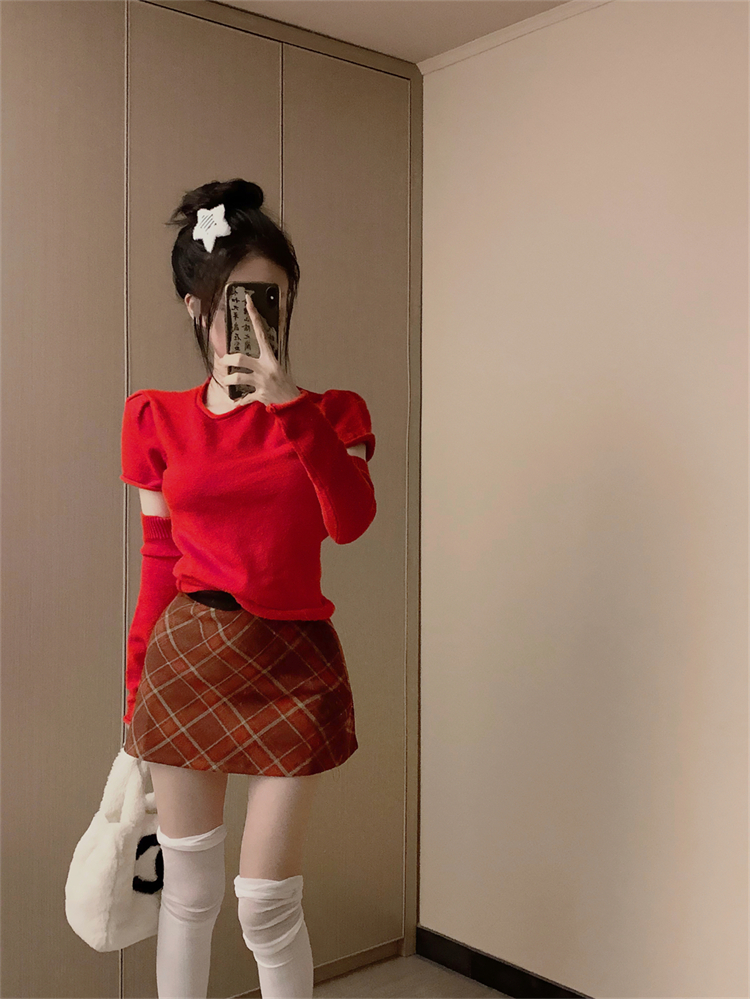 Real shot solid color pullover sleeve sweater high waist slim plaid skirt two piece set