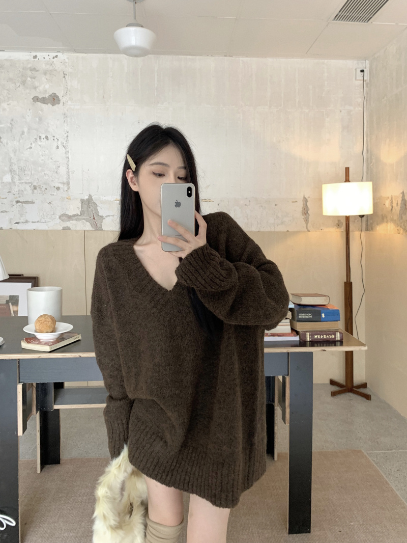 實拍～寬鬆慵懶大v領套頭毛衣女針織衫