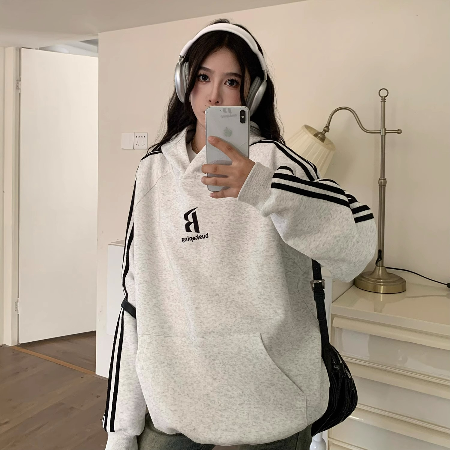 2023 American Retro Three Stripes Embroidered Hooded Sweatshirt Women's Spring and Autumn Versatile Raglan Sleeves Outer