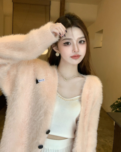 Actual shot of new Korean retro plush single-breasted cardigan sweater jacket for autumn and winter