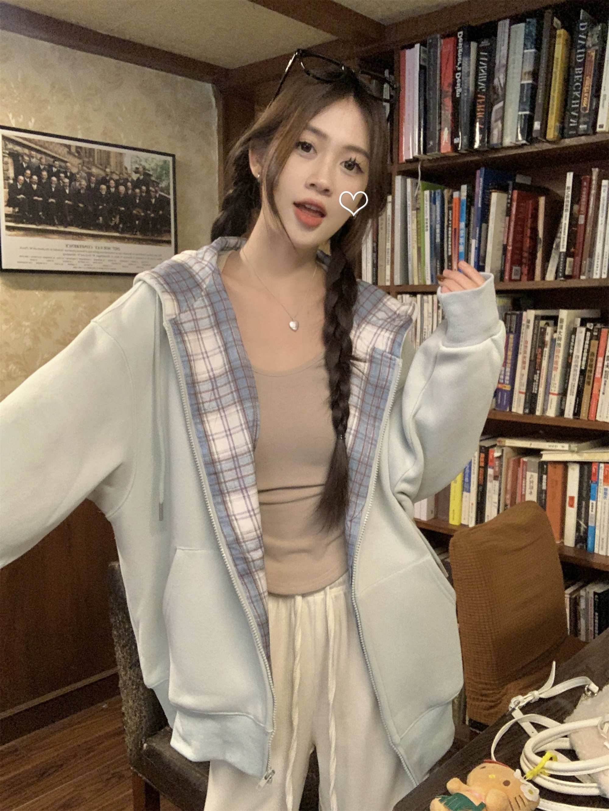 Actual shot~Korean style loose sweatshirt with hood + floor mopping pants