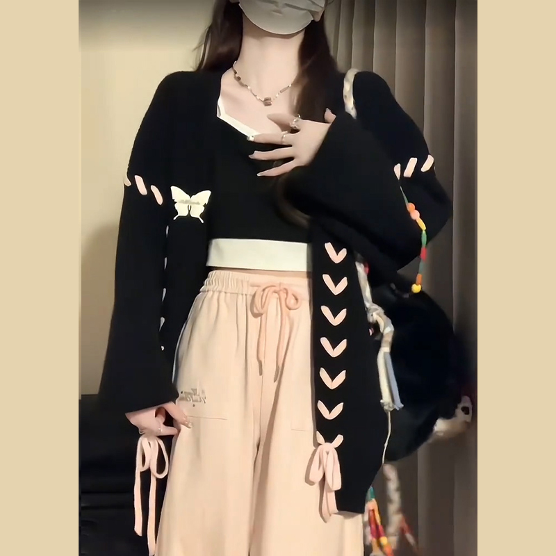 High-quality thickened version of cotton cashmere three yarn Japanese style loose large size lazy style white sweater cardigan jacket autumn and winter