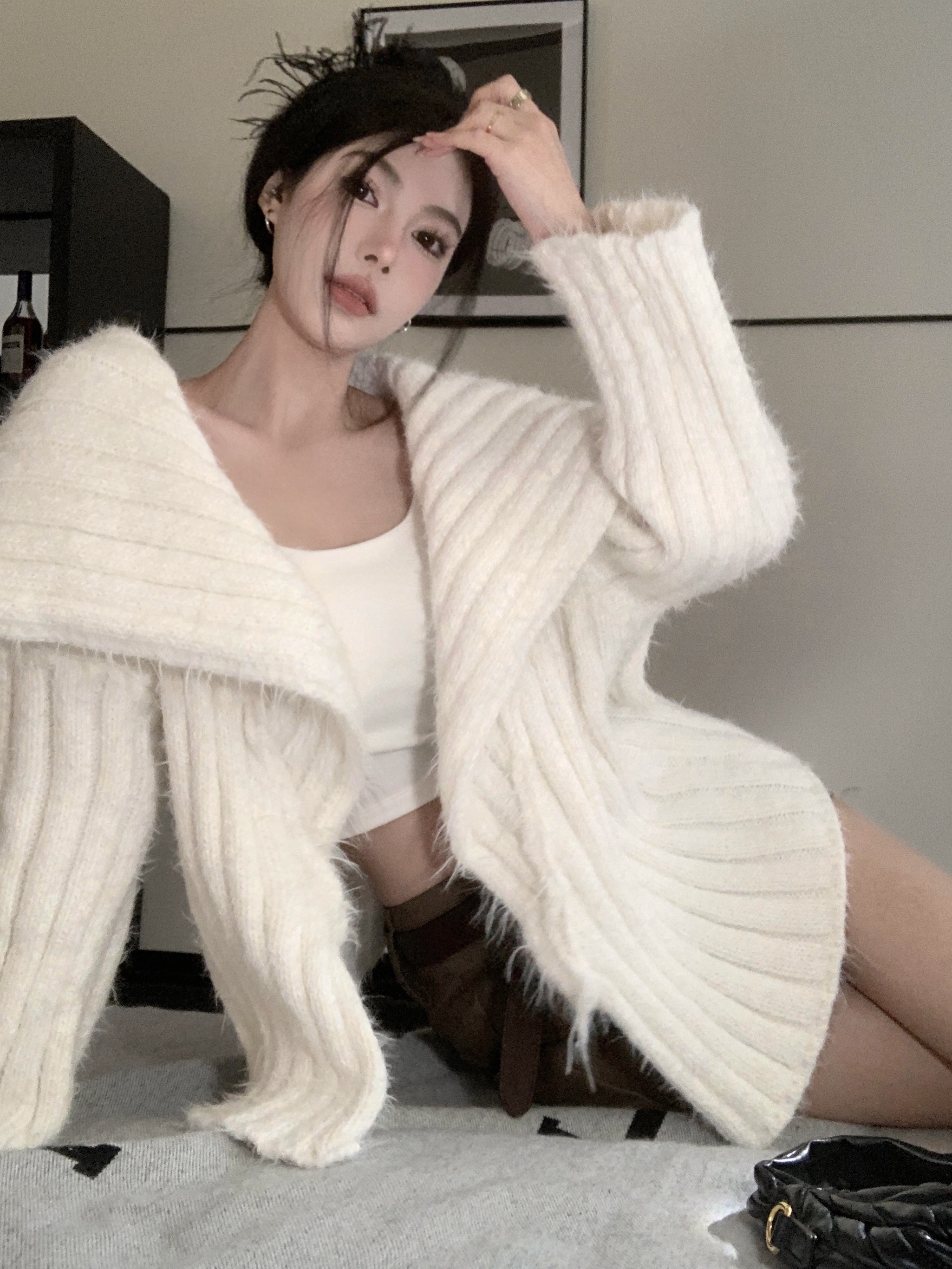 Actual shot~ Fashionable big lapel furry knitted cardigan for women, high-end short sweater jacket trendy