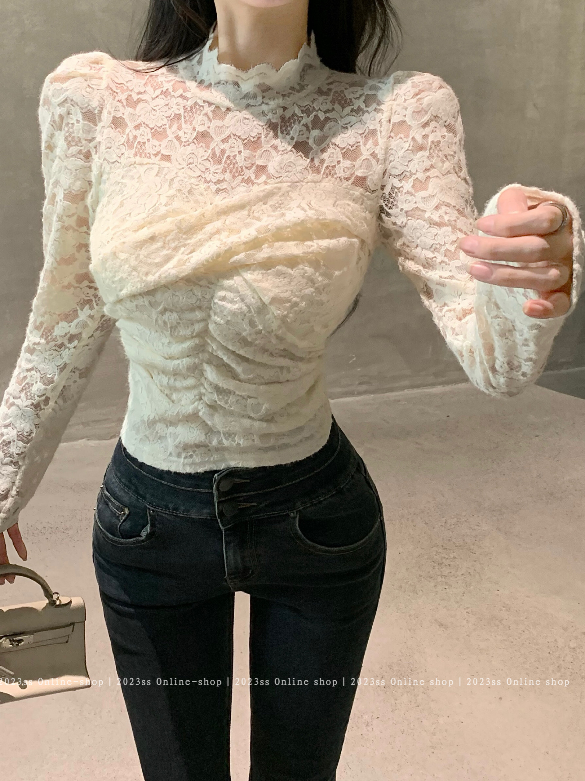 實拍  秋季新款半高領蕾絲打底衫女內搭長袖顯瘦小衫上衣