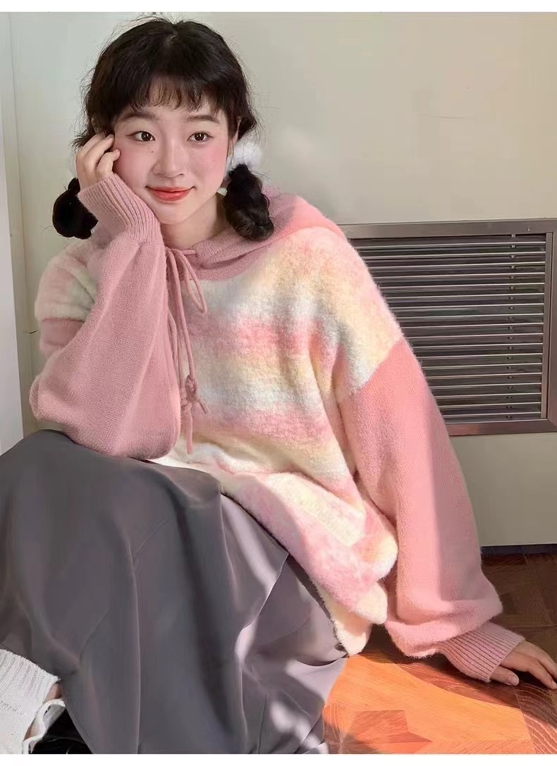 親膚不扎羊毛上衣落肩袖少女蜜桃粉連帽慵懶風套頭毛衣
