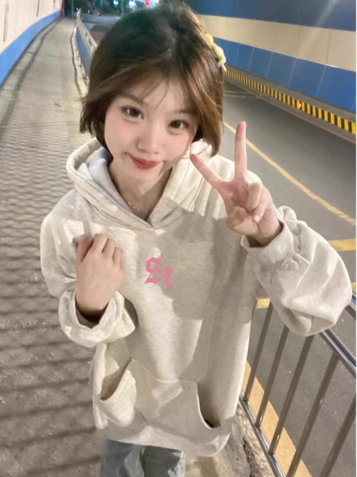 CVC cotton pasta wool Chinese cotton composite/milk silk 300g silver fox velvet 400g front and back printed hooded sweatshirt for women