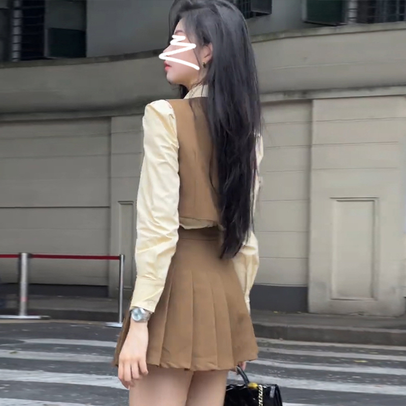 2023年新款小個子早秋季穿搭一整套百褶半身裙子女美式學院風套裝