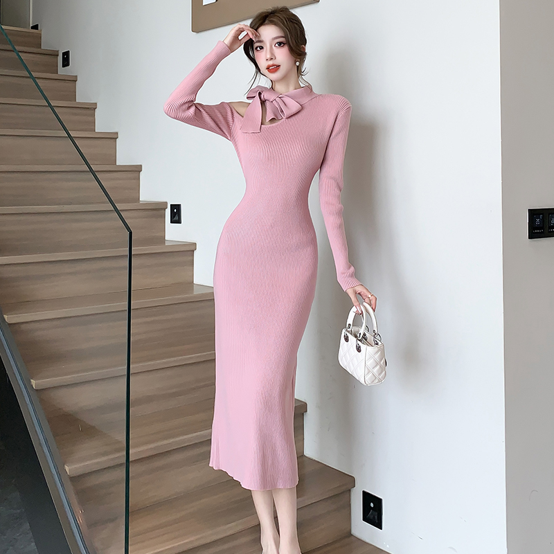 Gentle design, lace-up bow knitted dress, women's autumn and winter new off-shoulder slim slim long skirt