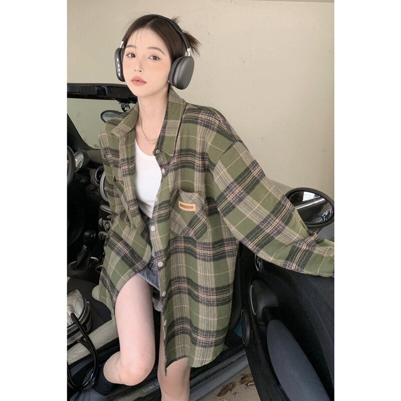 法式復古綠色格子襯衫女早秋新款休閒疊穿上衣韓版小眾設計感開衫