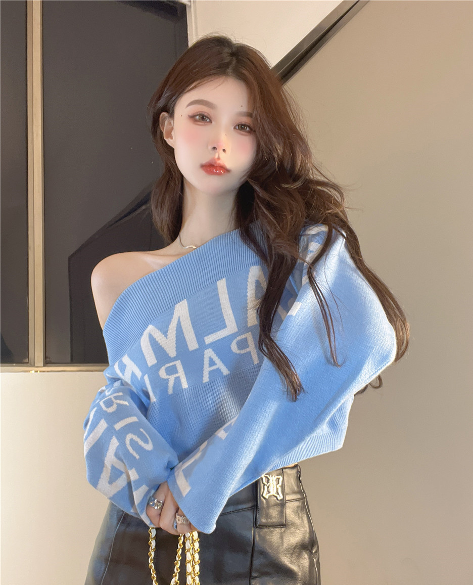 2023 autumn and winter new design niche one-shoulder short sweater sweater loose long-sleeved top for women