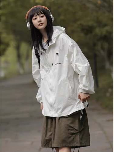 Outdoor sun protection clothing for women  new autumn thin coat sun protection clothing breathable loose belly-covering long-sleeved top