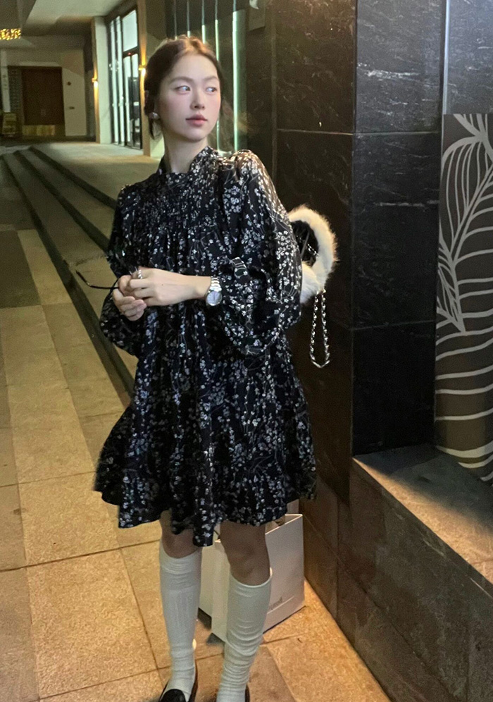 實拍小個子法式碎花小高領泡泡袖蛋糕裙寬鬆連衣裙