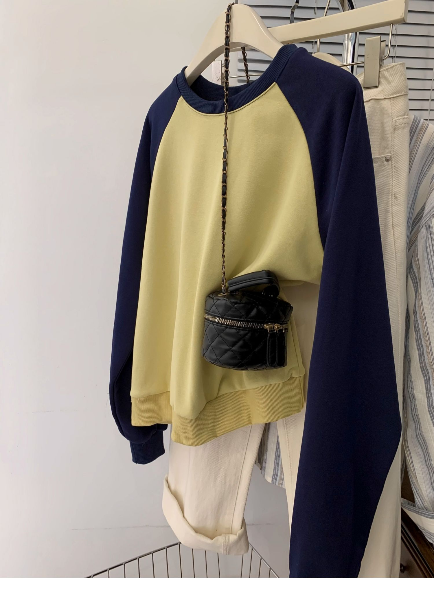 Contrast color raglan sleeve round neck sweatshirt for women spring, autumn, autumn and winter small European pullover hooded top 2023 new style