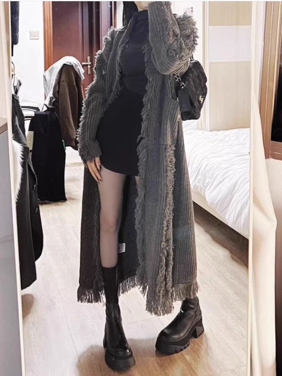 Large size fashionable soft and lazy style loose sweater coat autumn and winter fat sister long chic tassel knitted cardigan