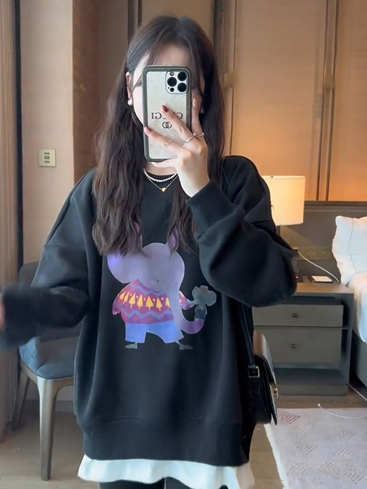 Round neck fake two-piece velvet sweatshirt for women autumn and winter 2023 new splicing design niche lazy style thickened top