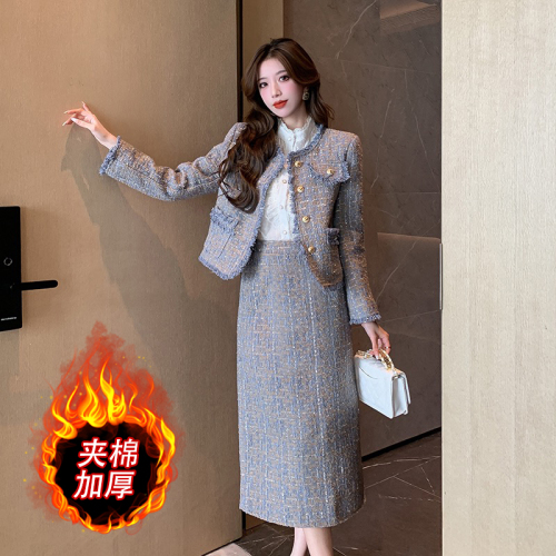 Real shot of cotton-added high-end ladylike temperament, retro heavy industry, bright silk tassels, small fragrant style jacket, half-length two-piece set